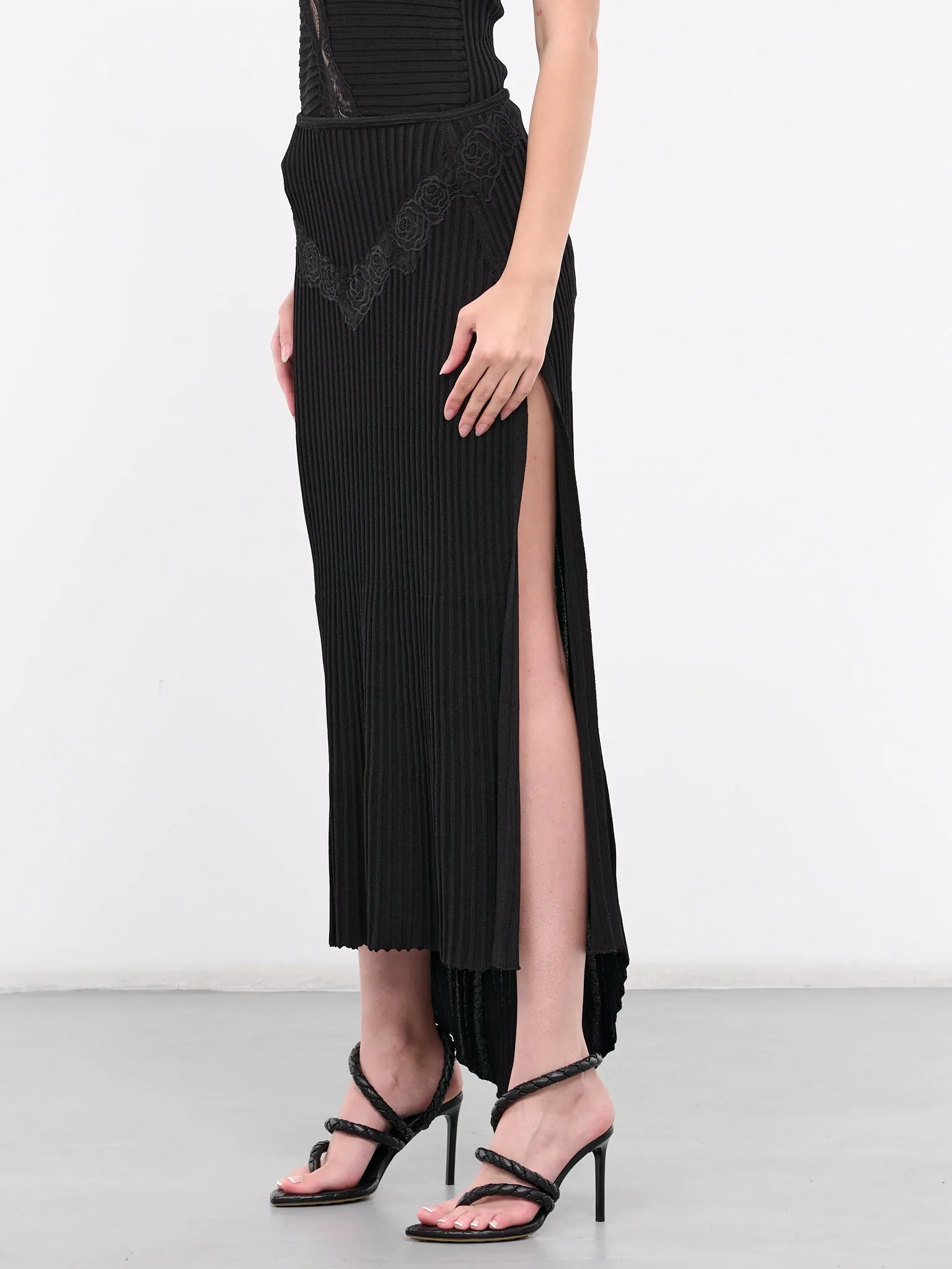 Asymmetric Maxi Skirt (KN019-BLACK)