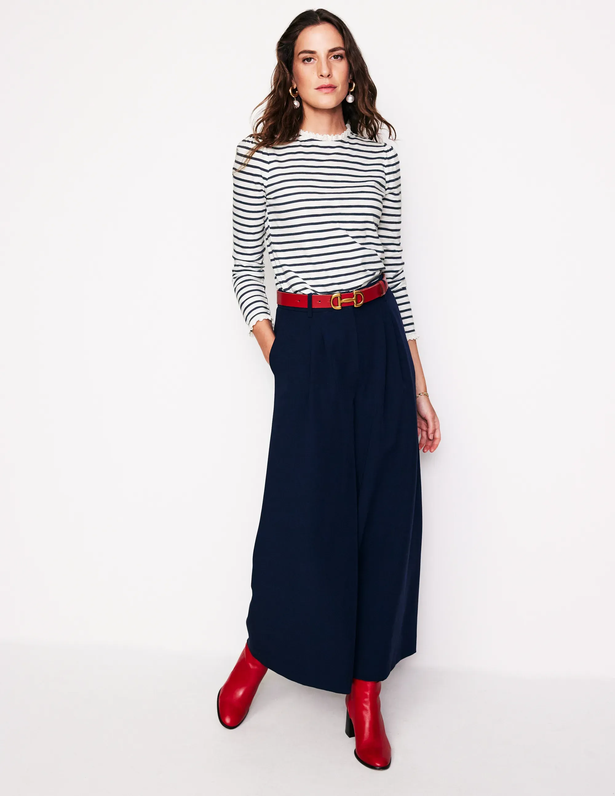 Broderie Ruffle Detail Top