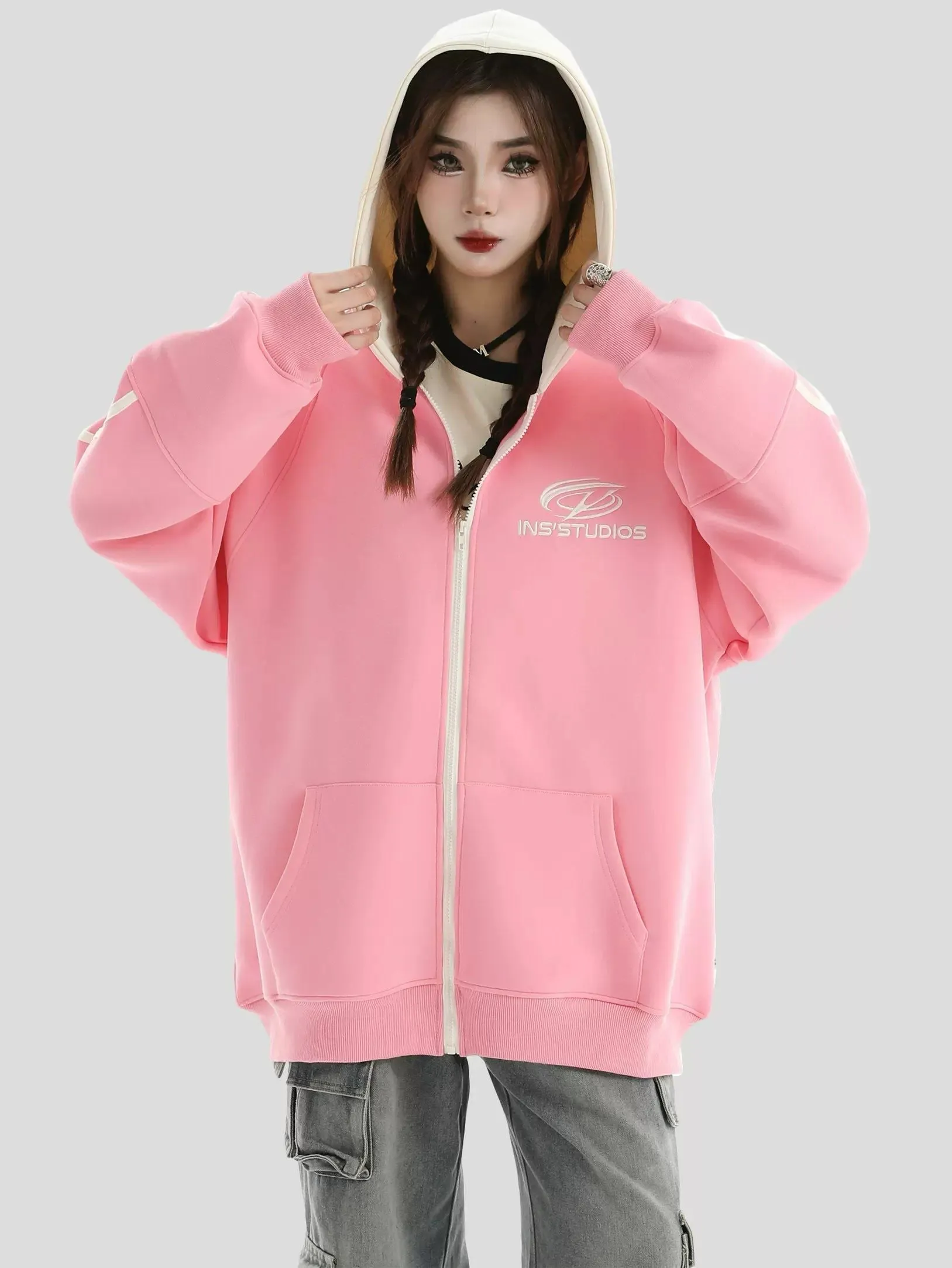 Contrast Embroidered Logo Zipped Hoodie