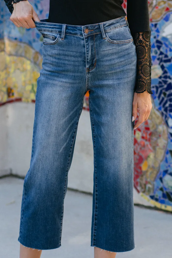 Dolly High Rise Back Pocket Classic Cropped Wide Leg Jeans