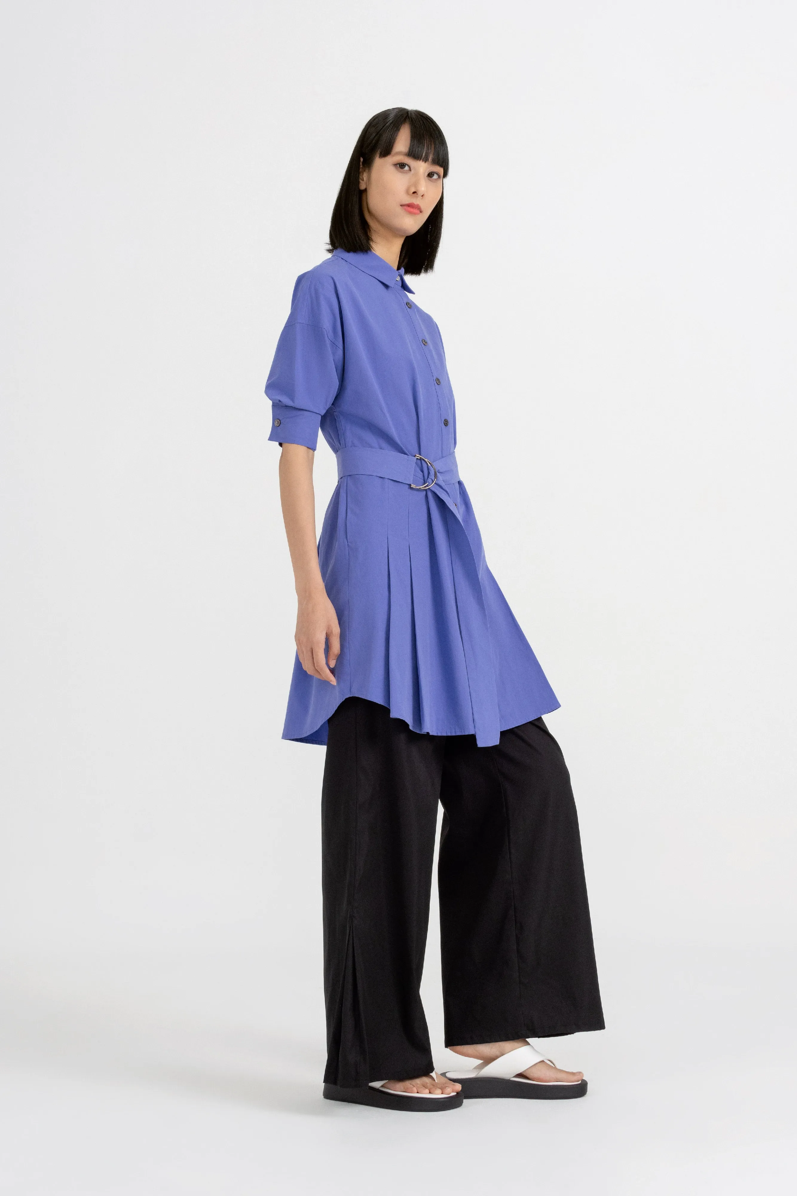 Donna Pleated-Hem Pants in Obsidian Black