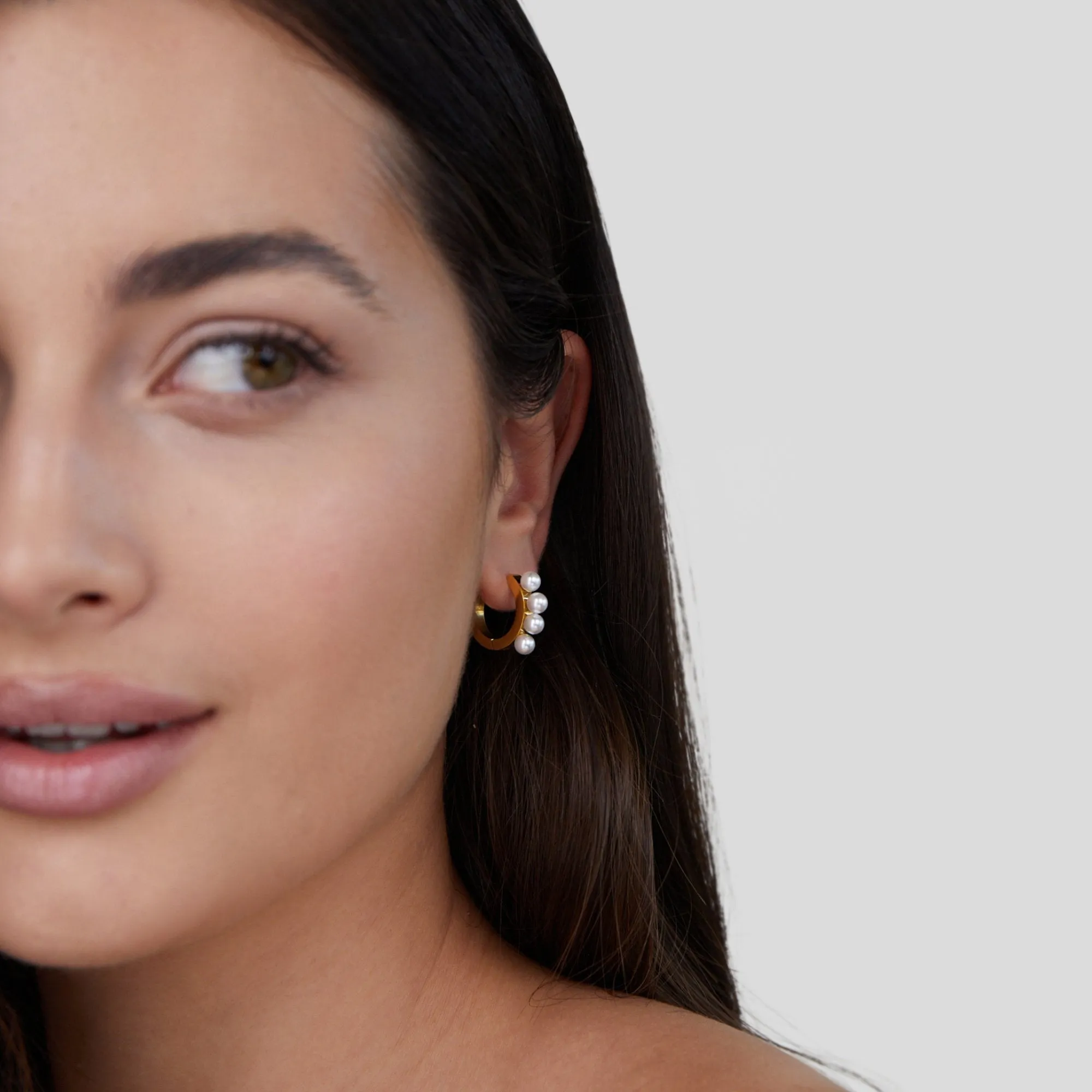 Hazel Pearl Hoop Earrings