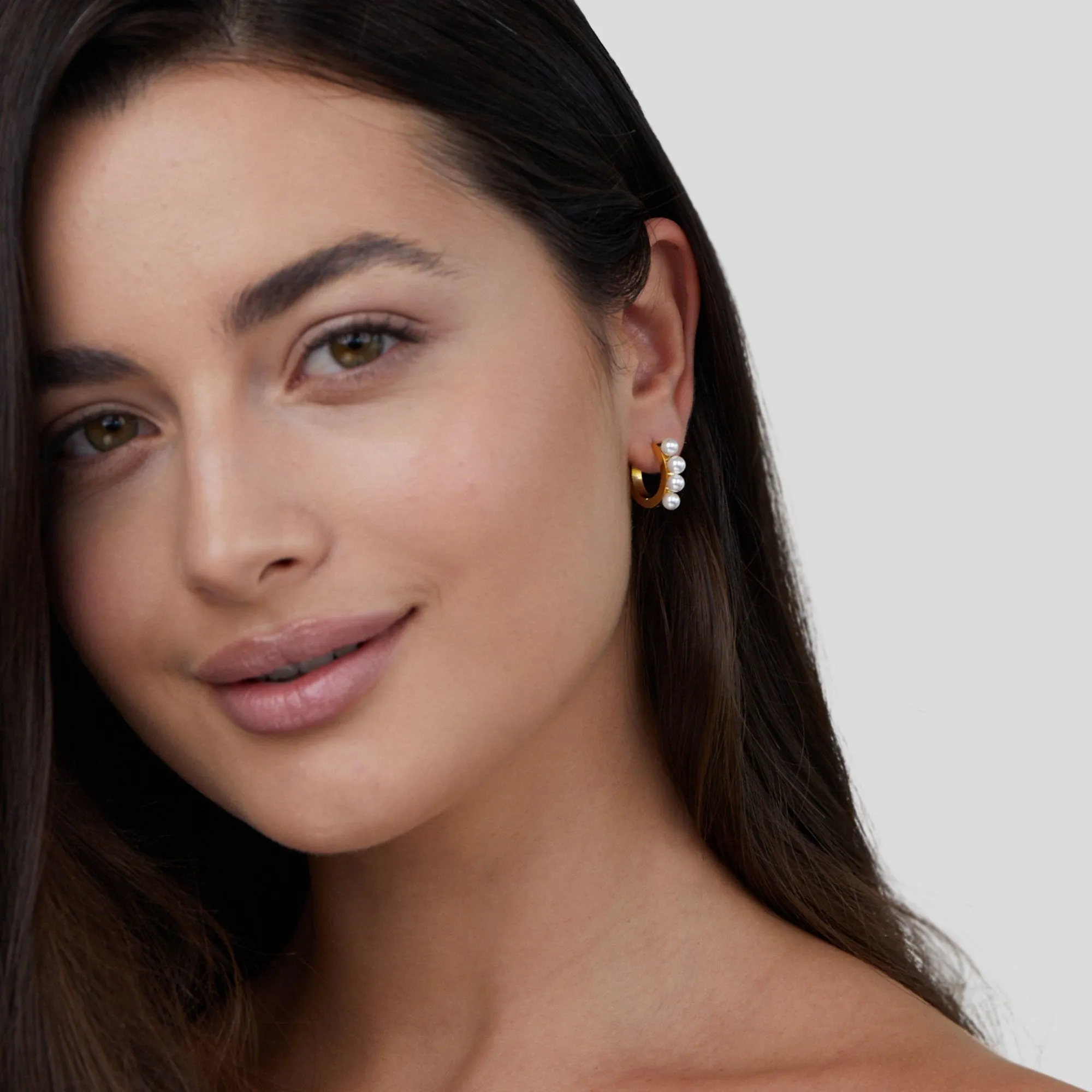 Hazel Pearl Hoop Earrings