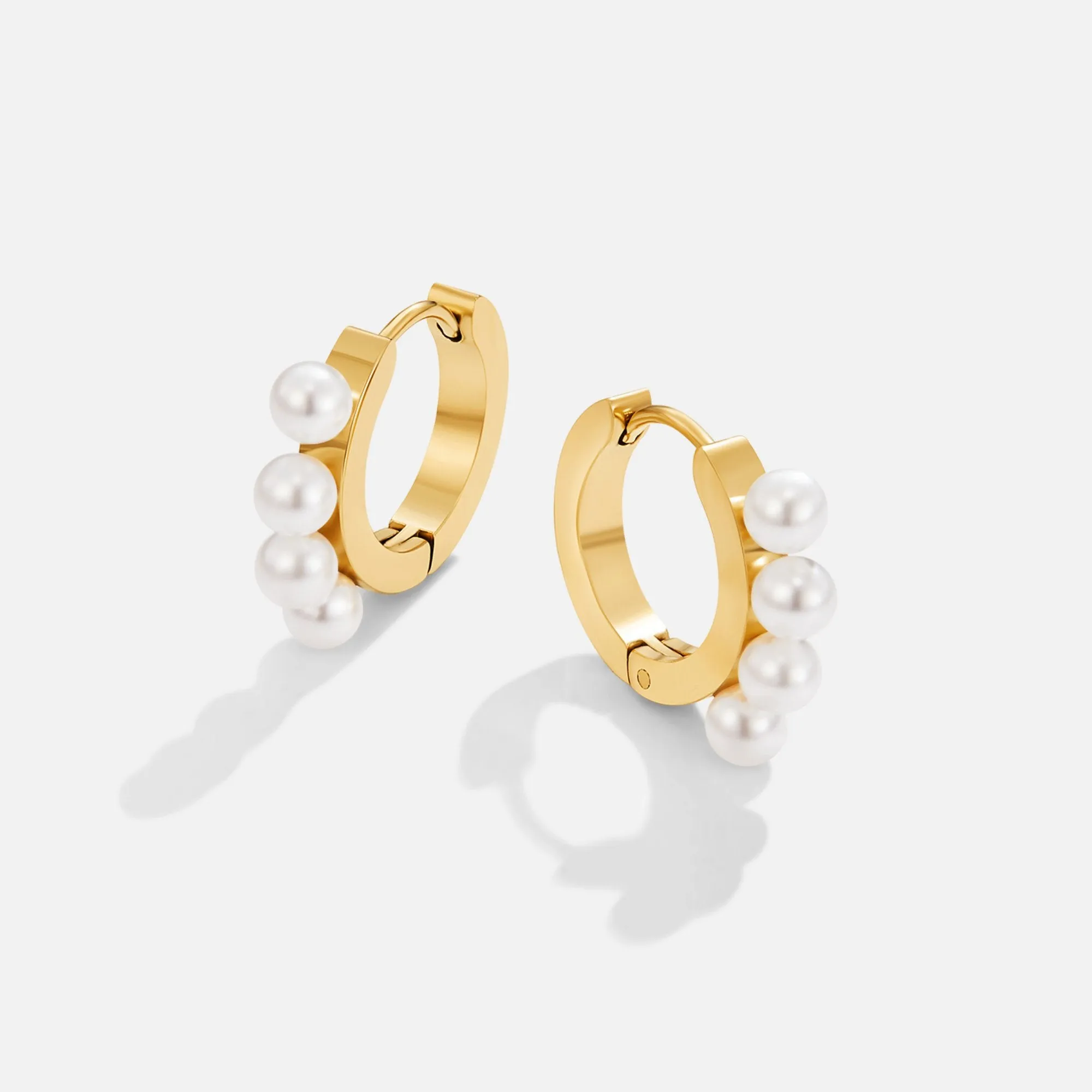 Hazel Pearl Hoop Earrings