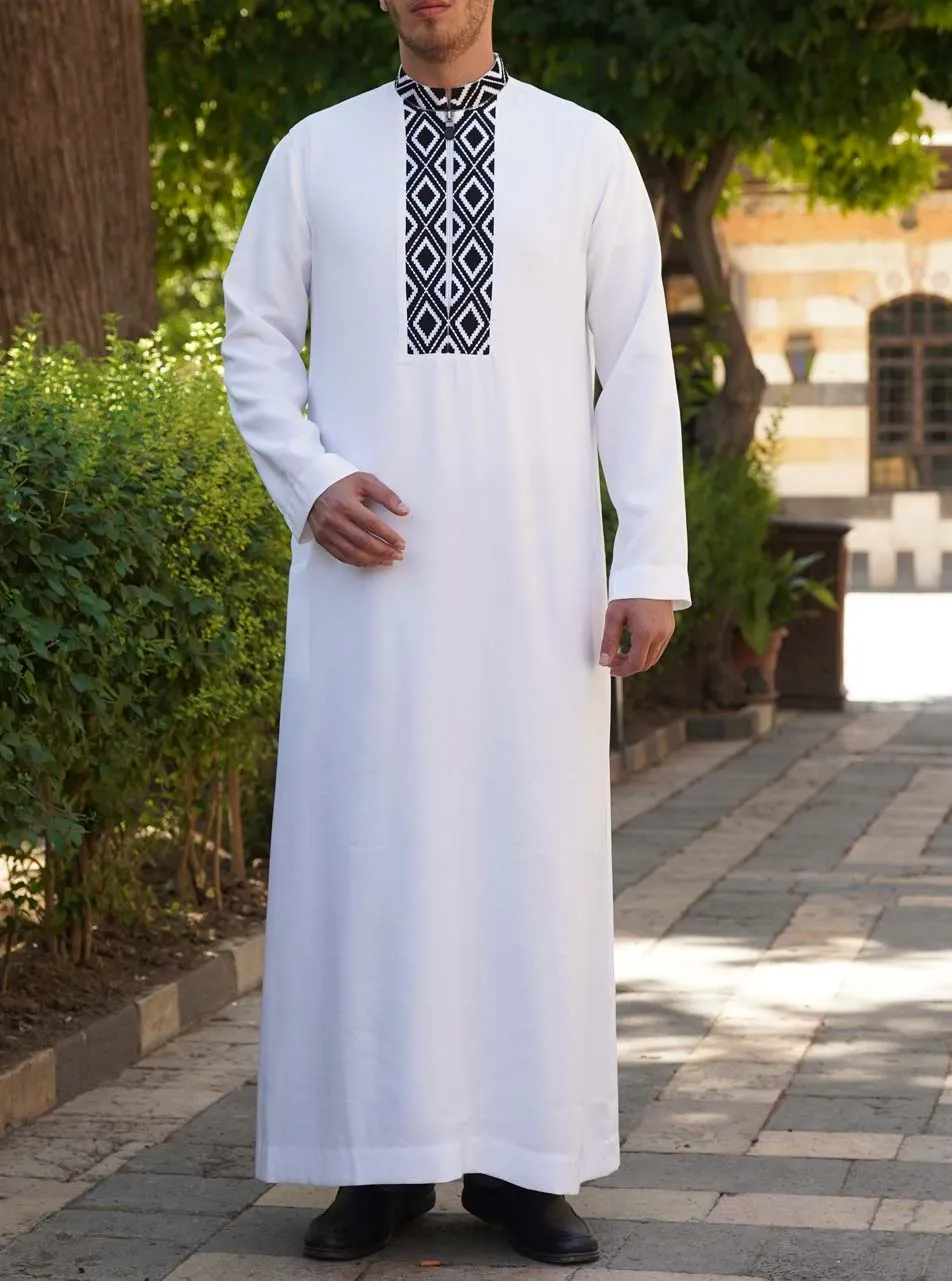 Mus'ab Embroidered Thobe