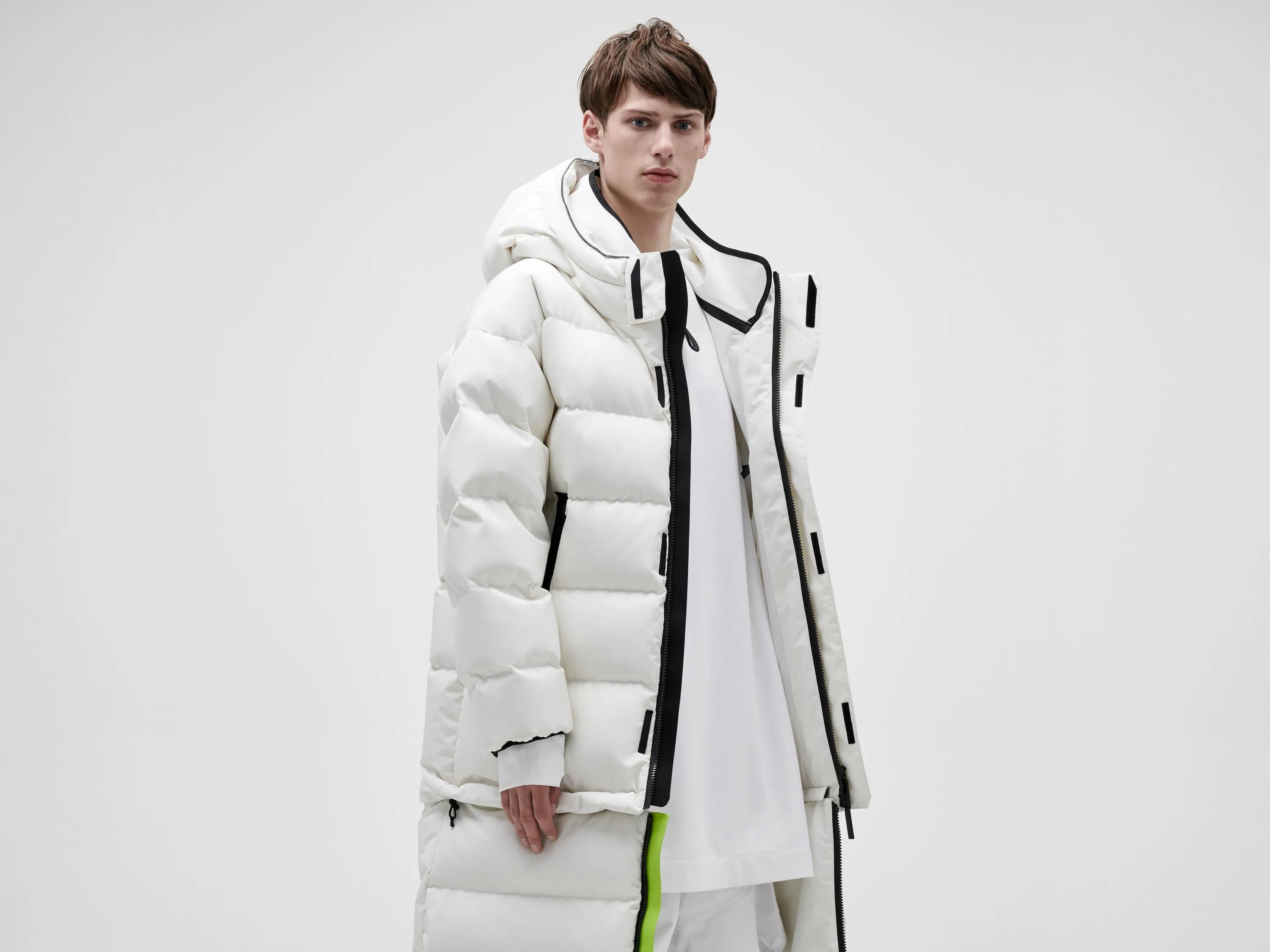 Nas Oversized Puffer Coat - White