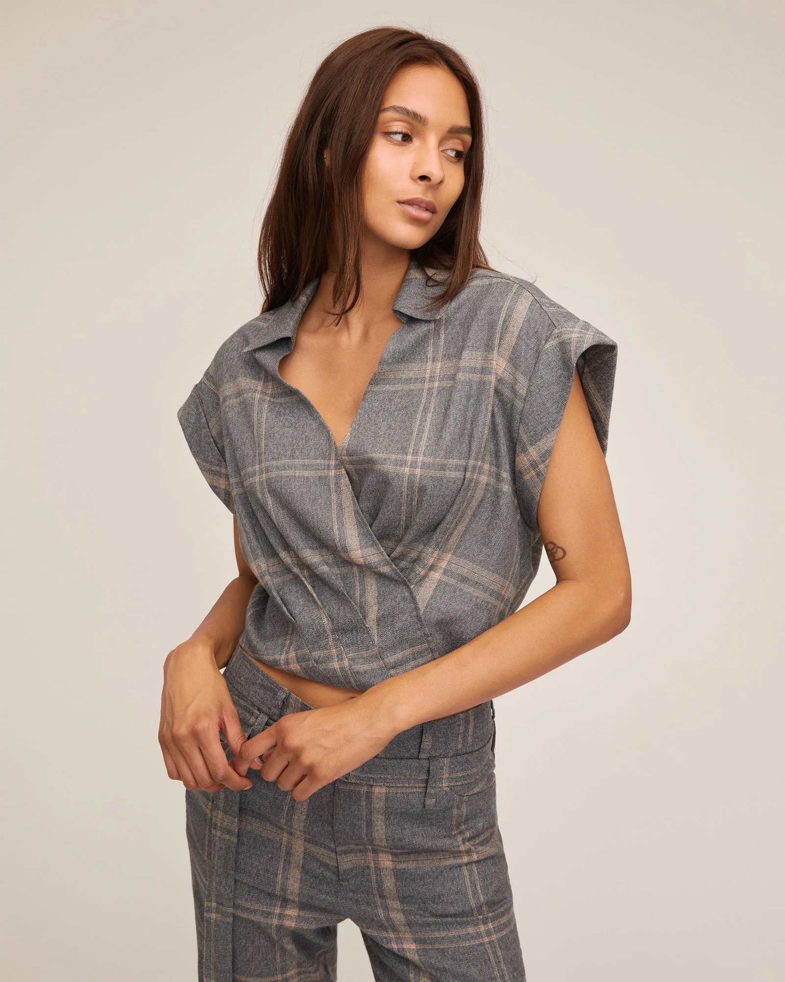 Rowe Lightweight Flannel Drop Shoulder Top in Fog Grey Plaid