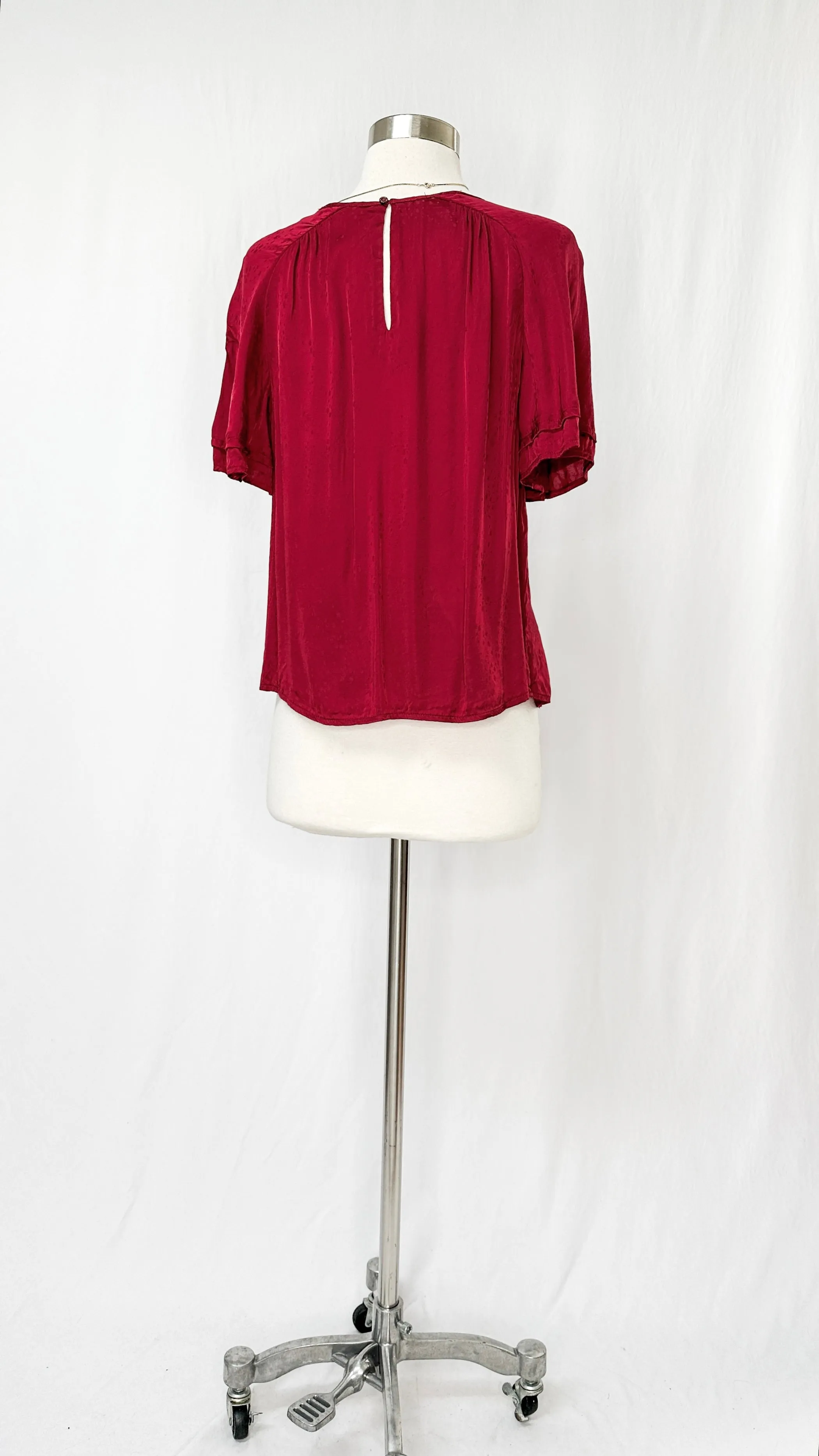 Scotch & Soda Flutter Sleeve Top in Rhubarb (S)