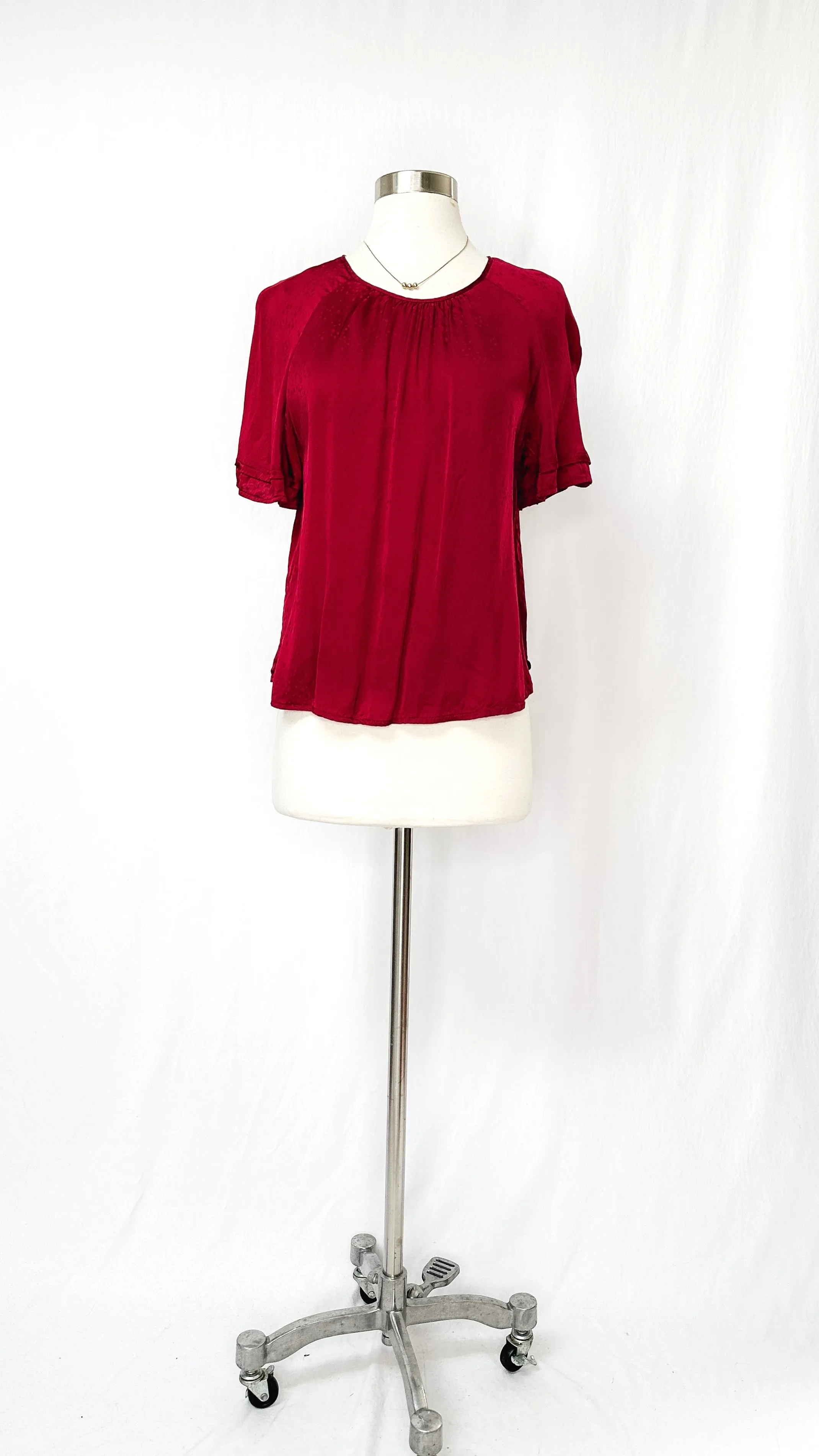 Scotch & Soda Flutter Sleeve Top in Rhubarb (S)