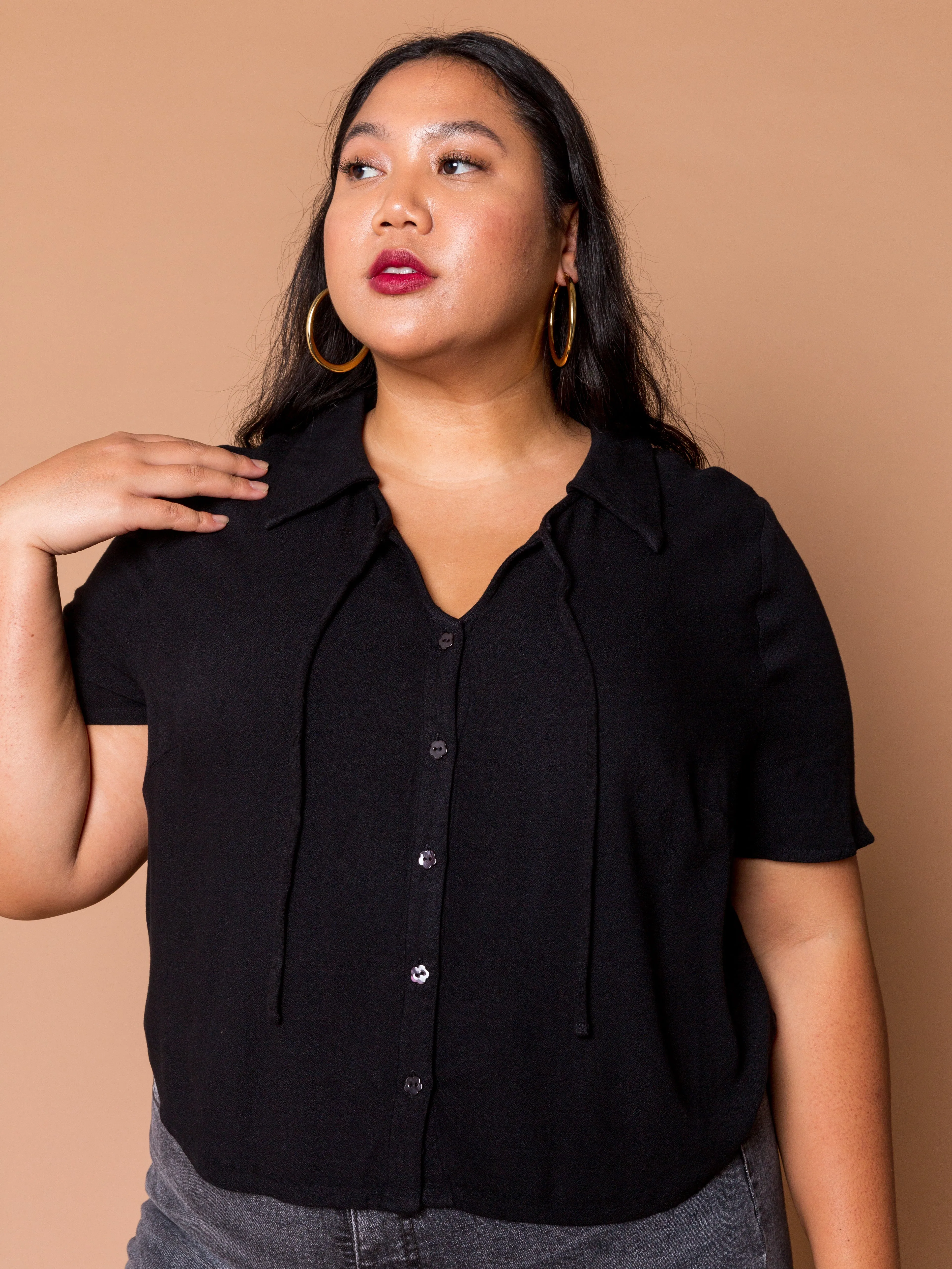 THE SECRETARY TOP ~ Black